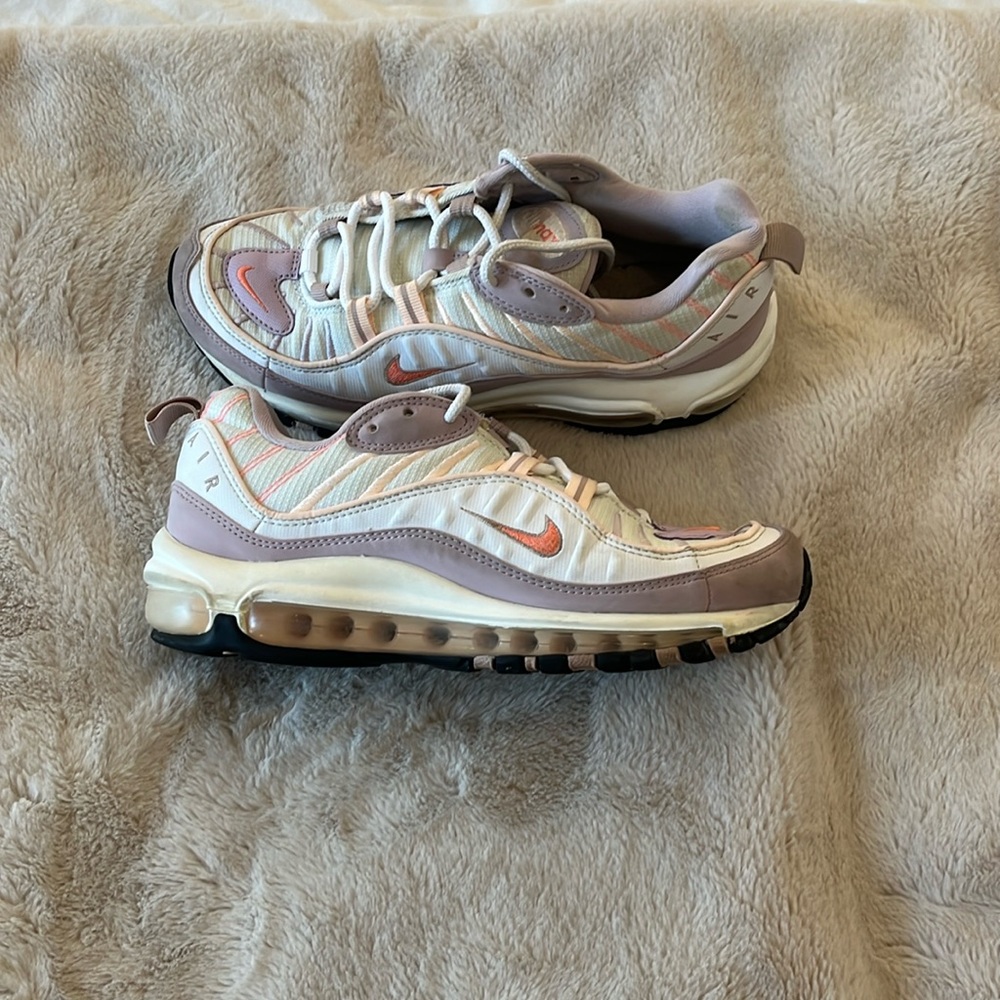 Nike air max